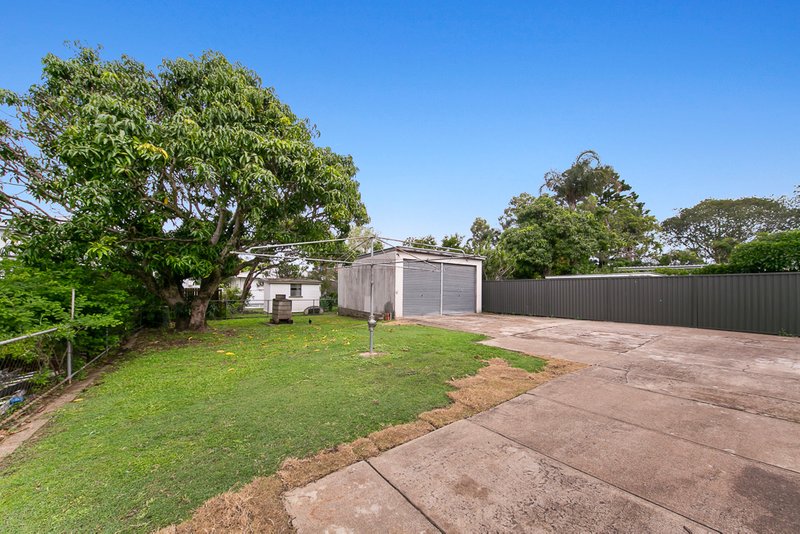 Photo - 35 Watcombe Street, Wavell Heights QLD 4012 - Image 2