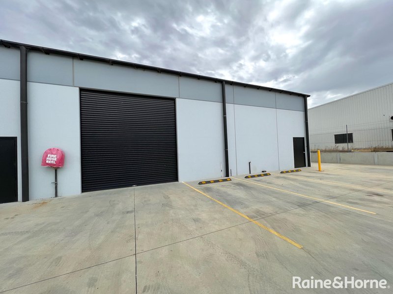 3/5 Watt Drive, Robin Hill NSW 2795