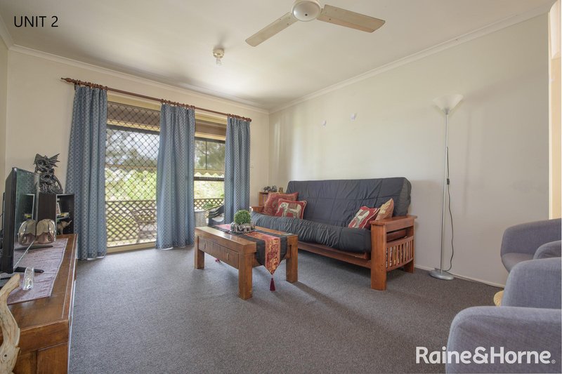 Photo - 35 Watt Street, West Gladstone QLD 4680 - Image 5