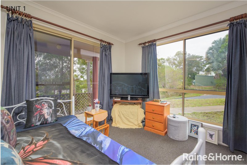 Photo - 35 Watt Street, West Gladstone QLD 4680 - Image 13