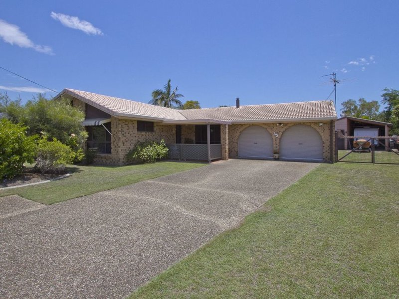 35 Wavell Avenue, Golden Beach QLD 4551