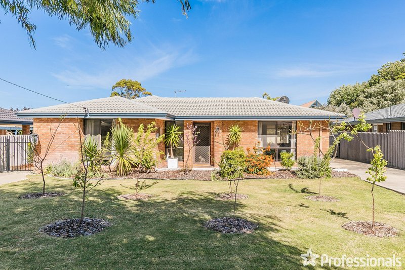 Photo - 35 Welch Way, Warnbro WA 6169 - Image 17