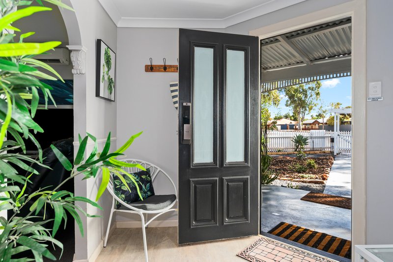 Photo - 35 Whitlock Street, South Kalgoorlie WA 6430 - Image 3