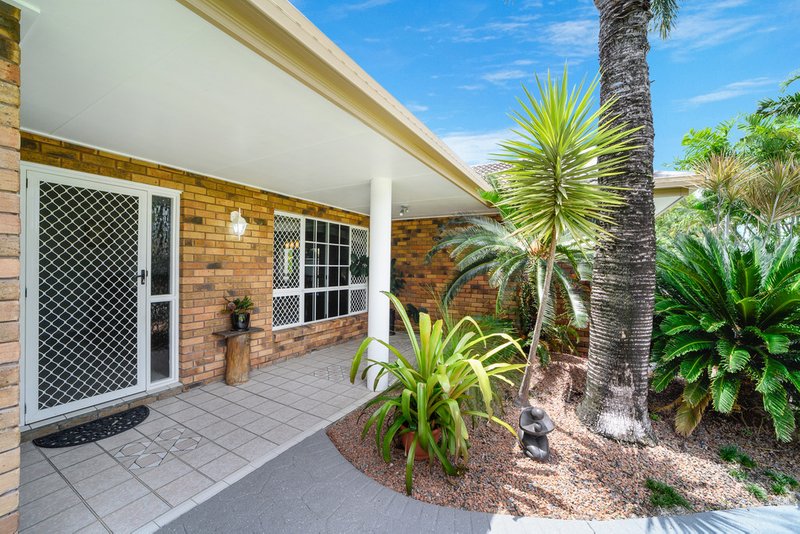 Photo - 35 Whitsunday Drive, Kirwan QLD 4817 - Image 2