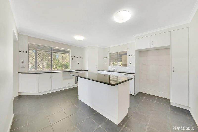 Photo - 35 Williams Road, Burua QLD 4680 - Image 2