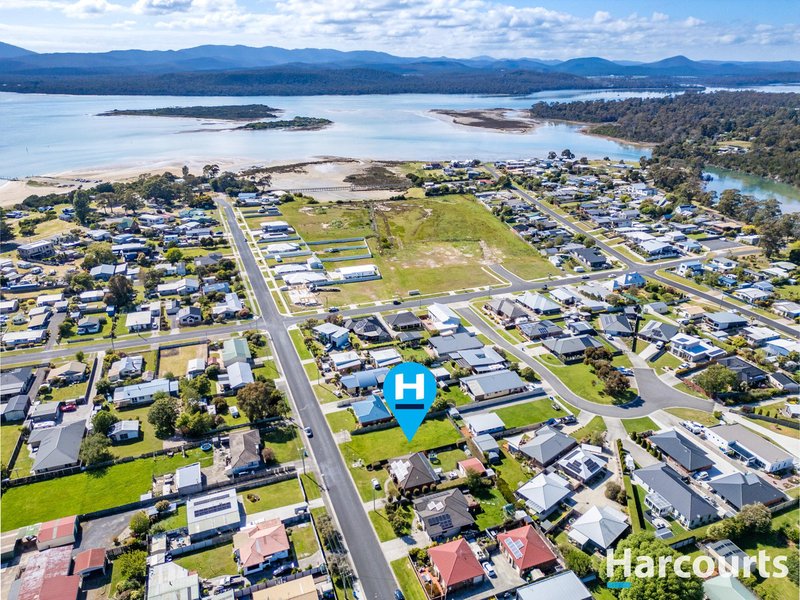 Photo - 35 Wilmot Street, Port Sorell TAS 7307 - Image 6