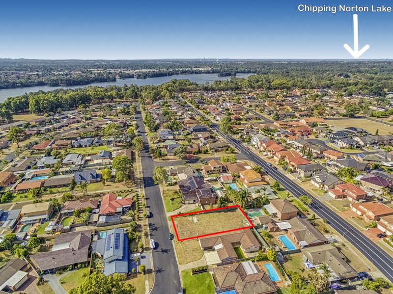 Photo - 35 Wolverton Avenue, Chipping Norton NSW 2170 - Image 3