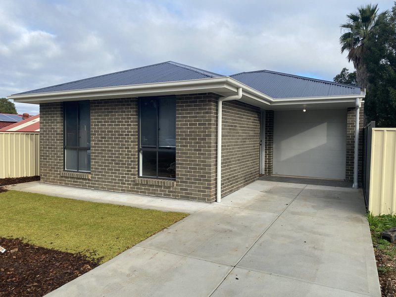 Photo - 35 Woodlands Road, Elizabeth Downs SA 5113 - Image 2