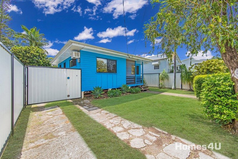 Photo - 35 Yacht Street, Clontarf QLD 4019 - Image 2