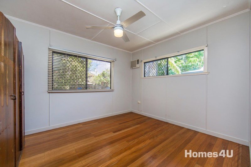 Photo - 35 Yacht Street, Clontarf QLD 4019 - Image 8