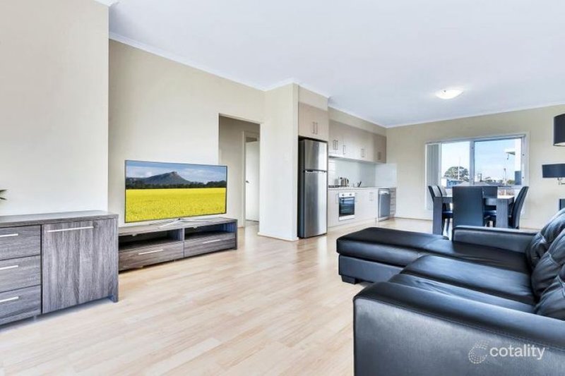 Photo - 35 Yerlo Drive, Largs North SA 5016 - Image 2