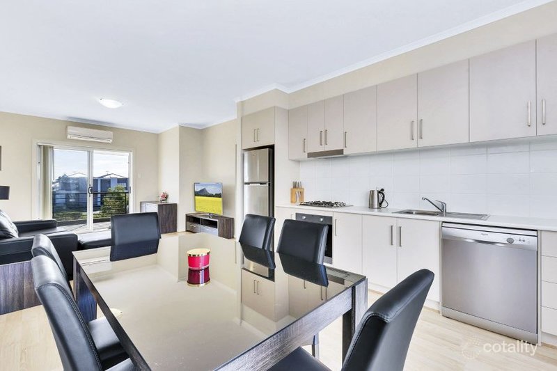 Photo - 35 Yerlo Drive, Largs North SA 5016 - Image 4