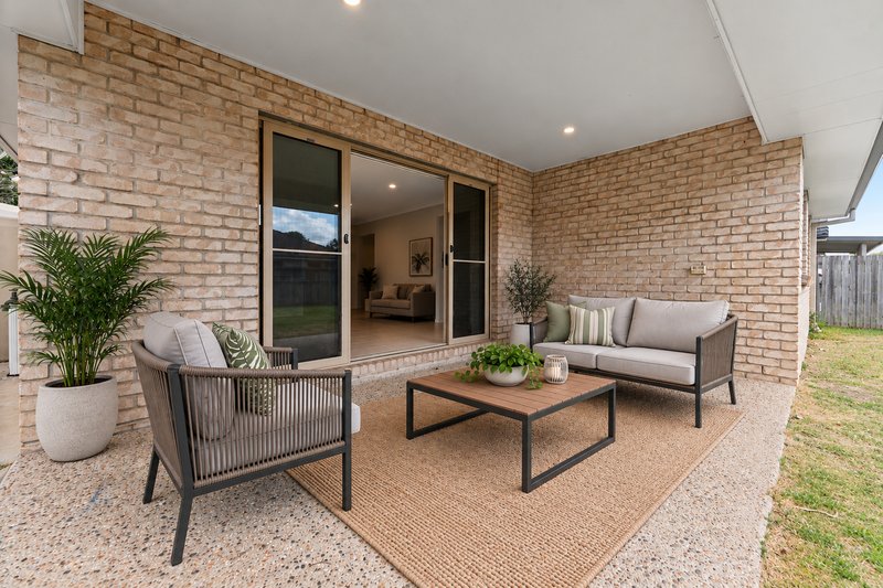 Photo - 35 Yolla Street, Eagleby QLD 4207 - Image 13