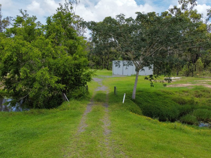 Photo - 350 Bells Road, Rodds Bay QLD 4678 - Image 1