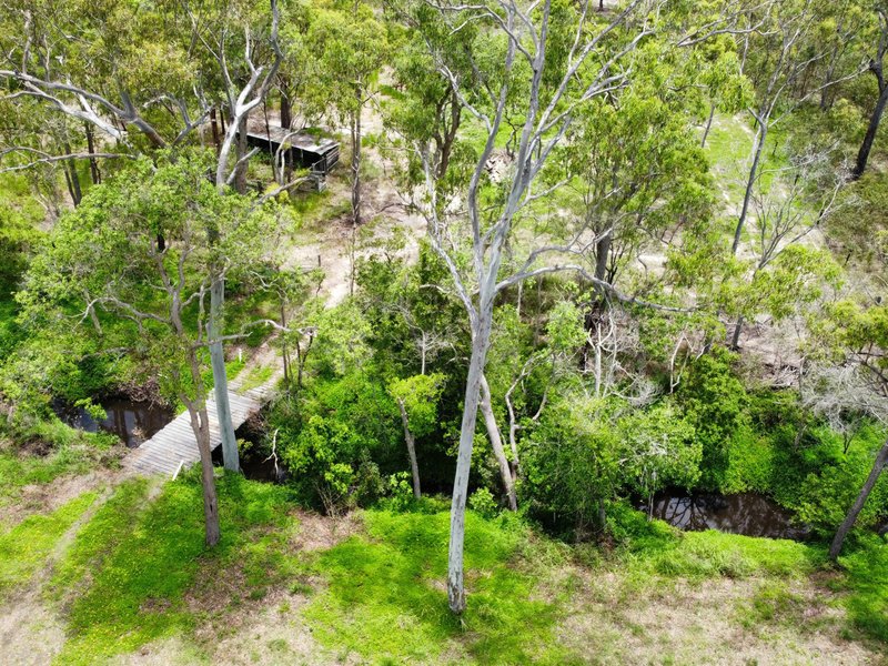 Photo - 350 Bells Road, Rodds Bay QLD 4678 - Image 8