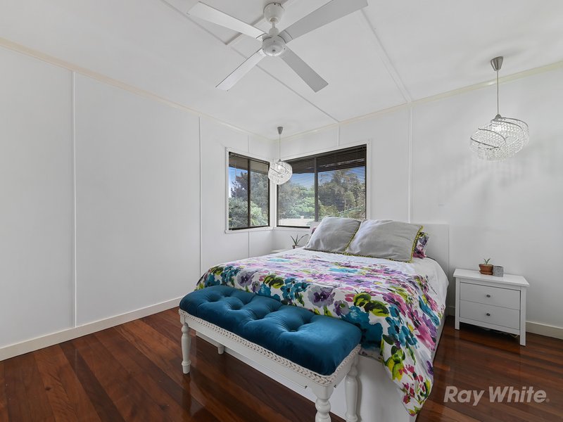 Photo - 350 Bracken Ridge Road, Bracken Ridge QLD 4017 - Image 10