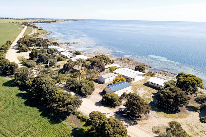 Photo - 350 North Coast Road, Point Turton SA 5575 - Image 23