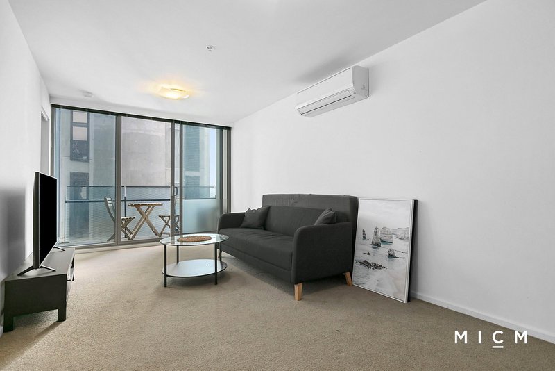 Photo - 3505/241 City Road, Southbank VIC 3006 - Image 2