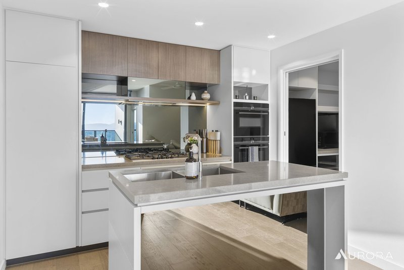 Photo - 3506/8 Margaret Street, Brisbane City QLD 4000 - Image 11