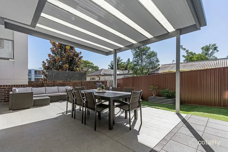 Photo - 3/51-55 Gover Street, Peakhurst NSW 2210 - Image 2