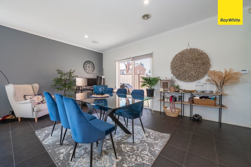 Photo - 3/51-55 Tullidge Street, Melton VIC 3337 - Image 8