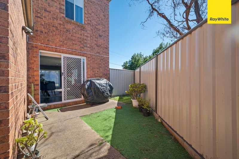 Photo - 3/51-55 Tullidge Street, Melton VIC 3337 - Image 9
