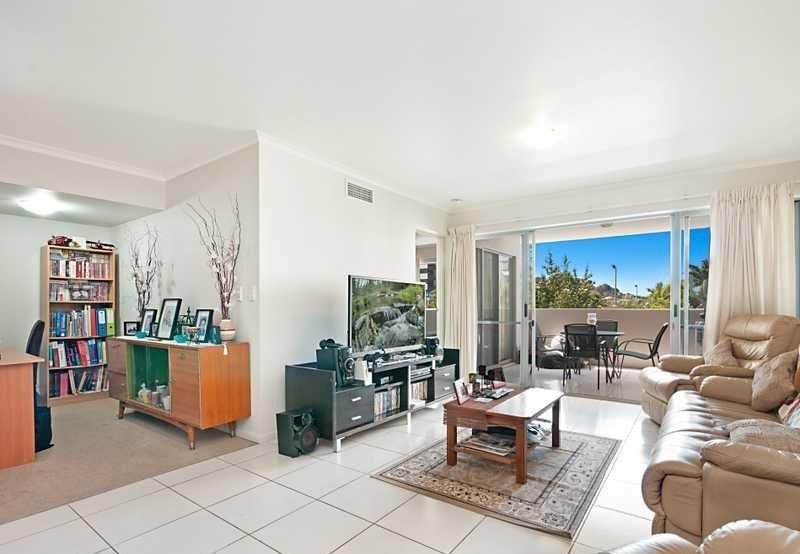 Photo - 3/51-69 Stanley Street, Townsville City QLD 4810 - Image 1
