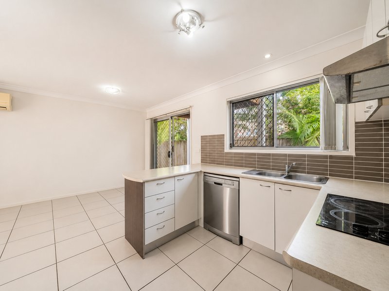 Photo - 35/1 Archer Close, North Lakes QLD 4509 - Image 4