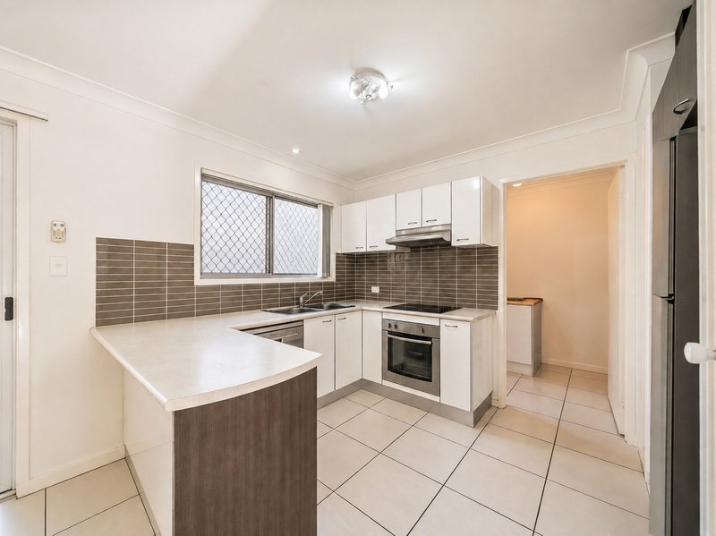 Photo - 35/1 Archer Close, North Lakes QLD 4509 - Image 5