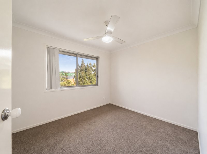 Photo - 35/1 Archer Close, North Lakes QLD 4509 - Image 14