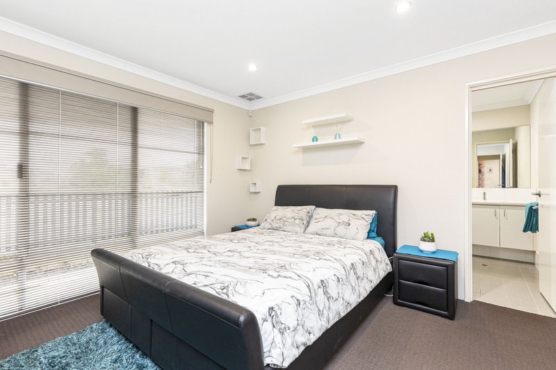 Photo - 3/51 Axbridge Grange, Alkimos WA 6038 - Image 13