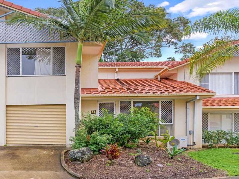 Photo - 3/51 Cottesloe Drive, Robina QLD 4226 - Image 10