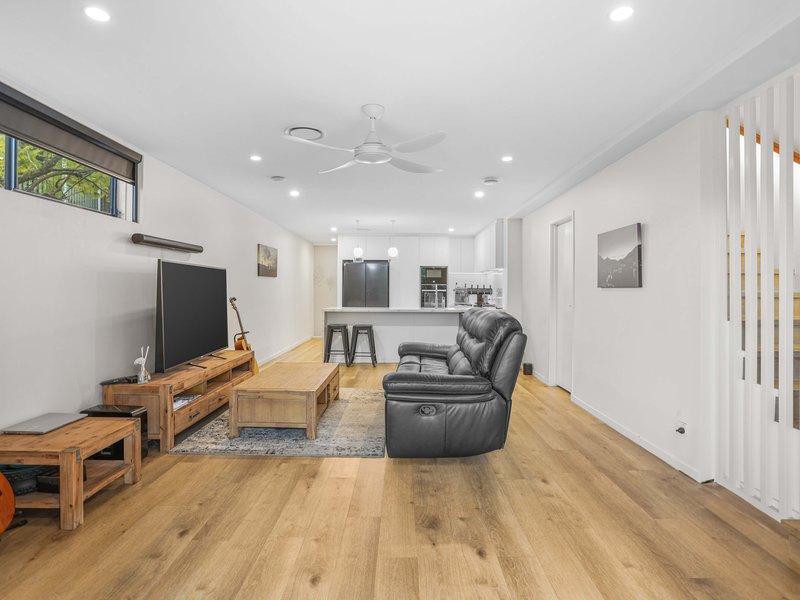 Photo - 3/51 Ison Street, Morningside QLD 4170 - Image 2