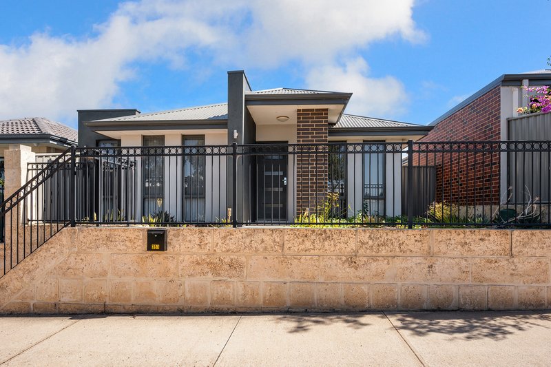 Photo - 351 Lambeth Circle, Wellard WA 6170 - Image 1