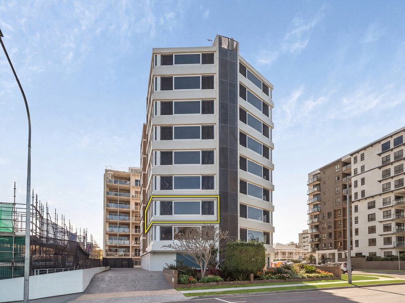Photo - 3/51 Marine Parade, Redcliffe QLD 4020 - Image 8