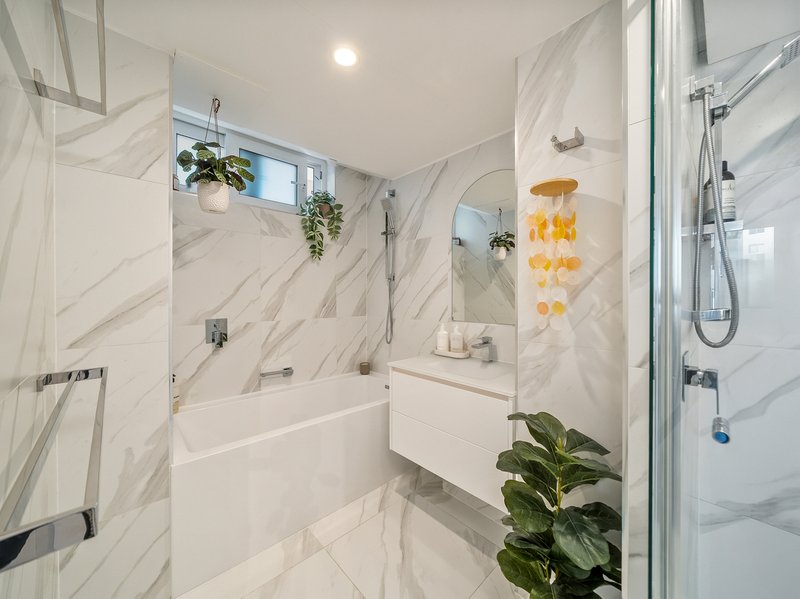 Photo - 3/51 Marine Parade, Redcliffe QLD 4020 - Image 18