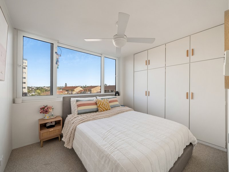 Photo - 3/51 Marine Parade, Redcliffe QLD 4020 - Image 19