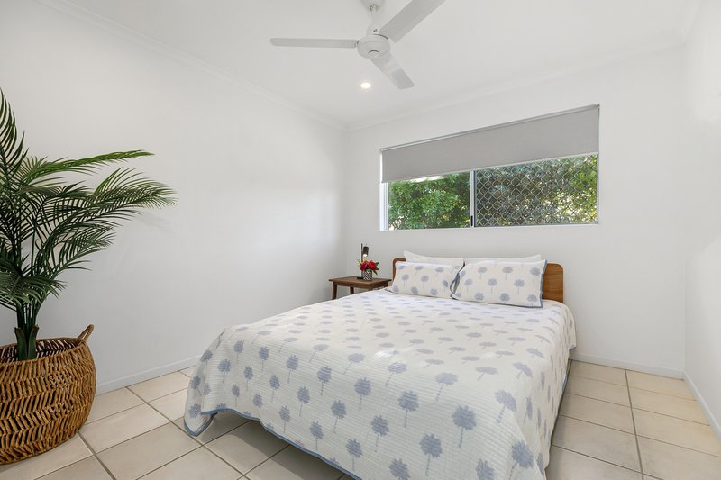 Photo - 3/51 Southern Cross Parade, Sunrise Beach QLD 4567 - Image 13