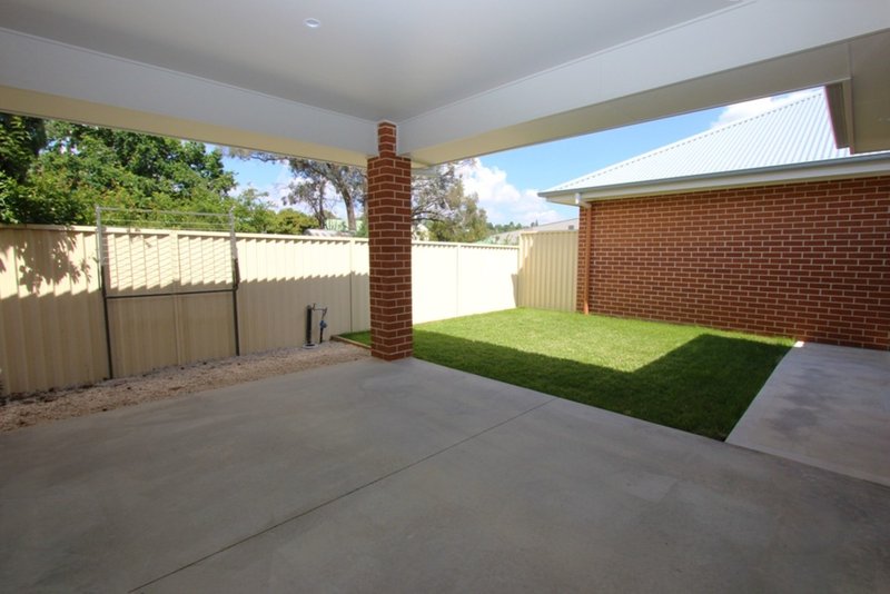 Photo - 3/51 Stewart Street, Bathurst NSW 2795 - Image 5