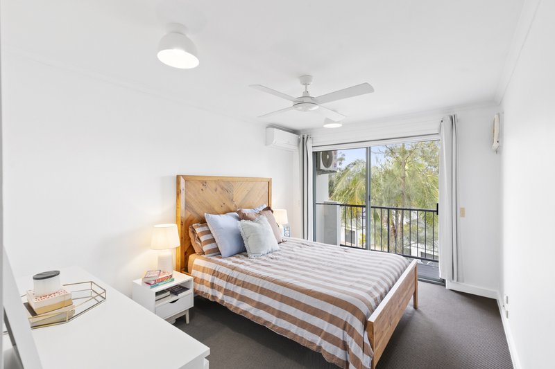 Photo - 35/1 University Drive, Robina QLD 4226 - Image 9