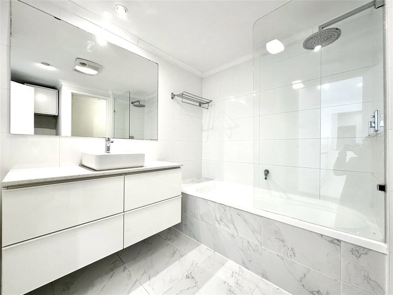 Photo - 35/106 Southbank Boulevard, Southbank VIC 3006 - Image 8