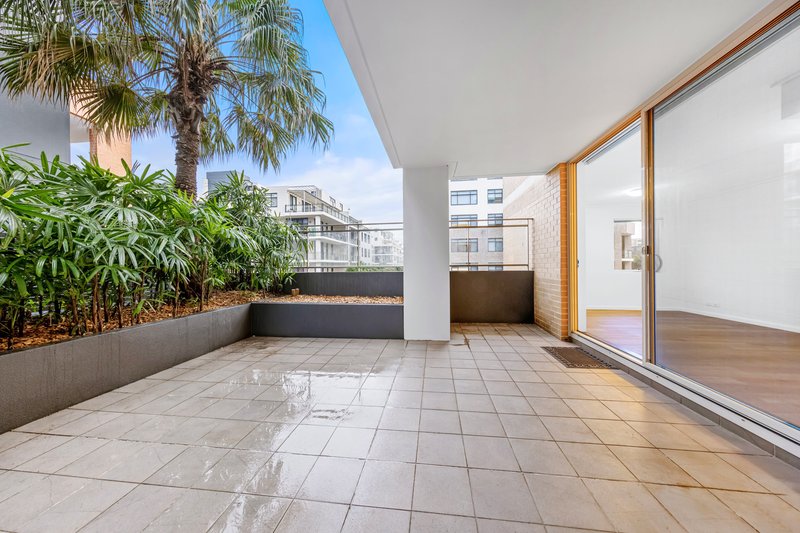 Photo - 351/46 Baywater Drive, Wentworth Point NSW 2127 - Image 2