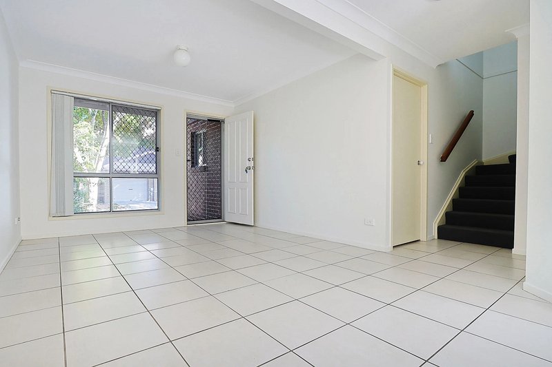 Photo - 35/16 Bluebird Avenue, Ellen Grove QLD 4078 - Image 3
