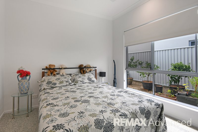 Photo - 35/19 Bongaree Avenue, Bongaree QLD 4507 - Image 11
