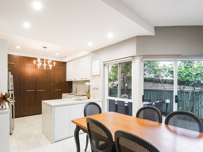 Photo - 3/52-54 Wilberforce Ave , Rose Bay NSW 2029 - Image 2