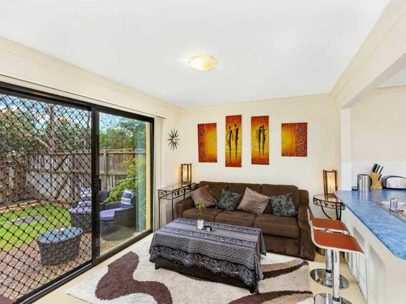 Photo - 35/2 Concord Circuit, Robina QLD 4226 - Image 4