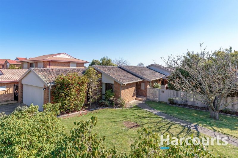 352 Dandelion Drive, Rowville VIC 3178