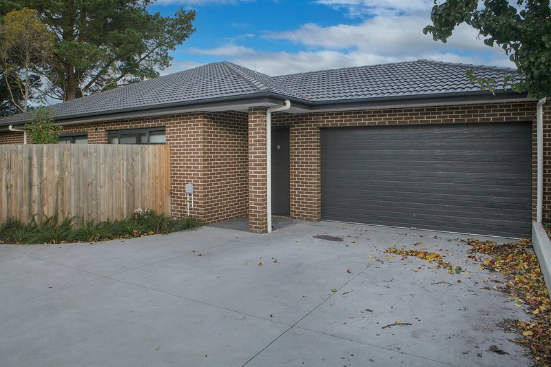 Photo - 3/52 Edward Street, Langwarrin VIC 3910 - Image 2