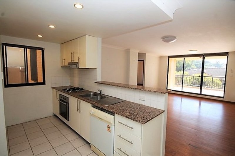 Photo - 35/2 French Avenue, Bankstown NSW 2200 - Image 4