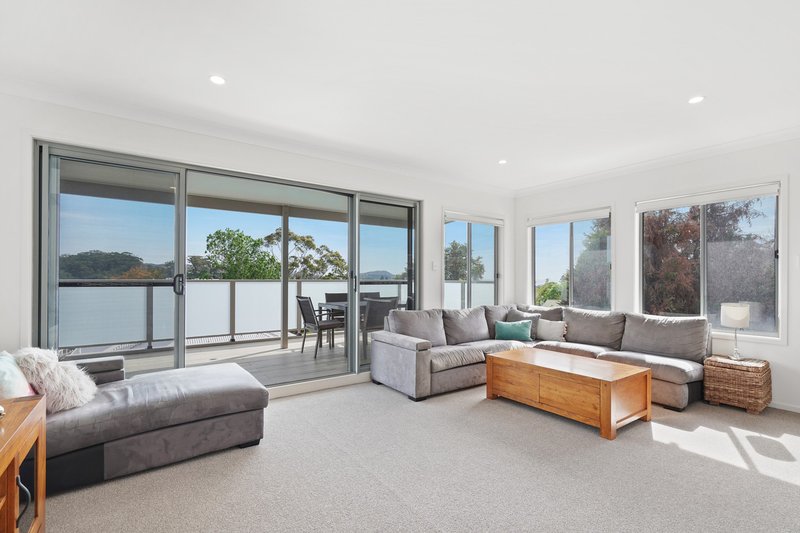 Photo - 3/52 Havenview Road, Terrigal NSW 2260 - Image 1